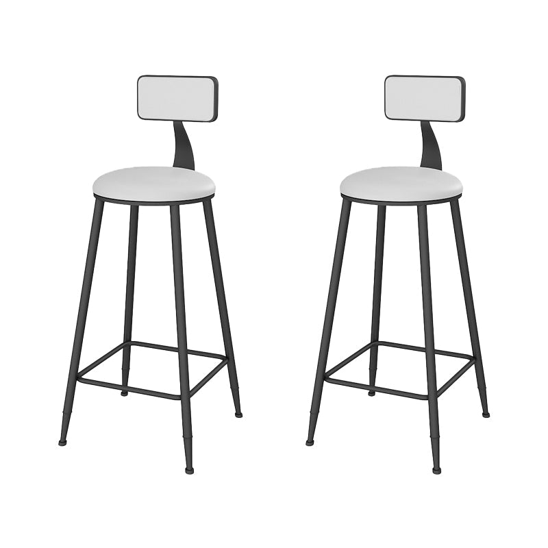 Lage rug faux lederen eetgelegen krukeloze barkrukken met metalen basis