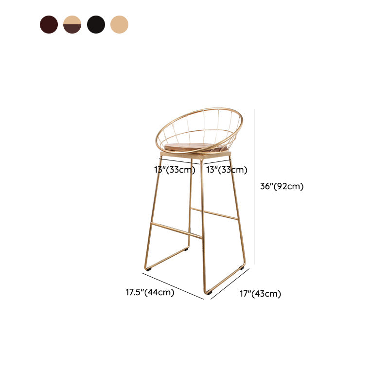 Sgabelli da bar rotondi contemporanei con poggiabottiglie in metallo con poggiapiedi