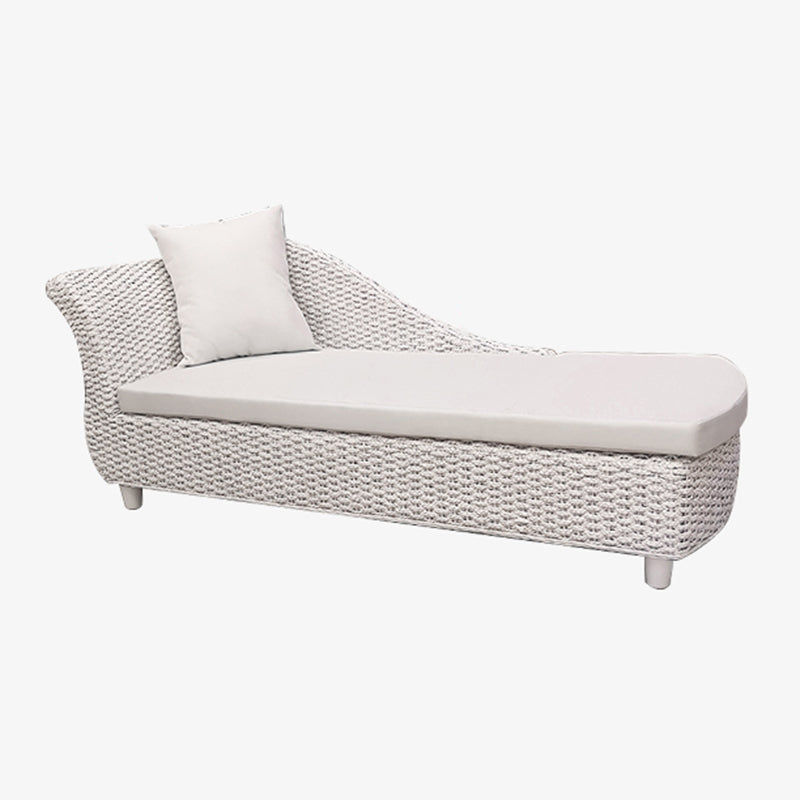 Sillón Chaise Lounge de ratán Chaise tapizado con un brazo