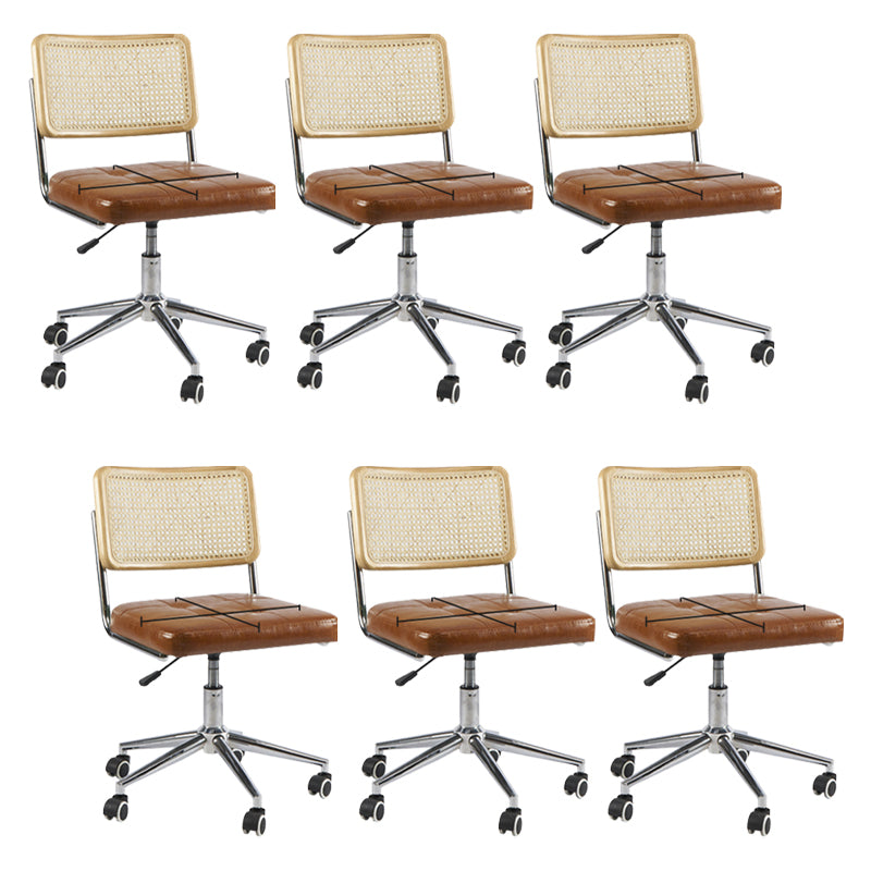 モダンオフィス椅子革調整可能なシートの高さの椅子付き椅子