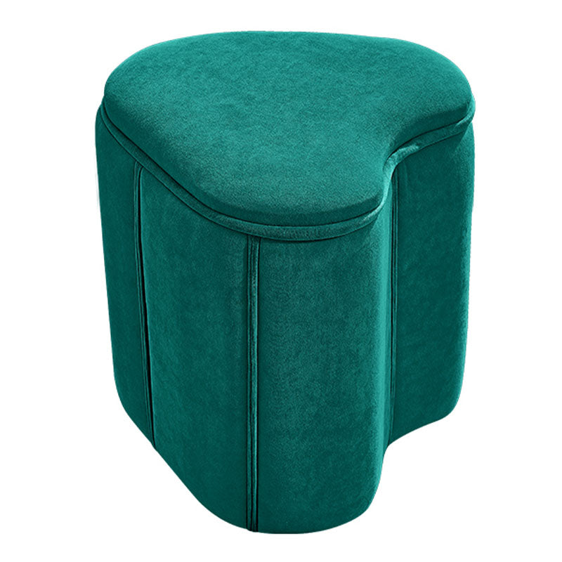 Solid Color Fabric Standard Stool Modern Simple Heart-Shaped Upholstered Footstool 13"L x 12"W x 14.5"H Green 1 Piece Clearhalo 'furn' 'furn_ottomans_poufs' 'Furniture' 'Living Room Furniture' 'Ottomans & Poufs' 'ottomans_poufs' 7001257