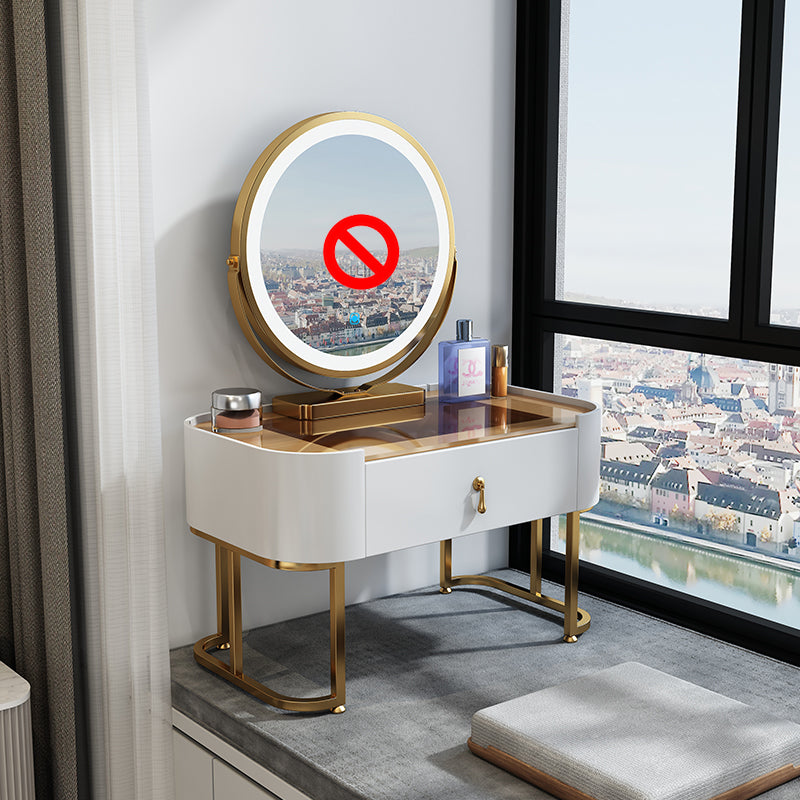 Coiffeur de vanité glamour en verre