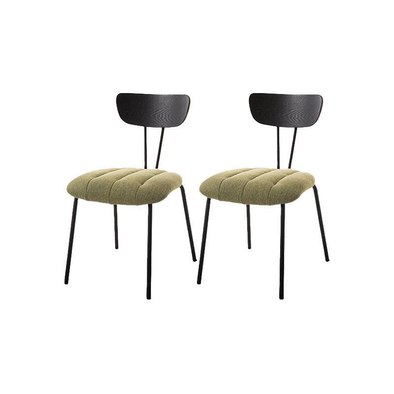 Silla lateral de estilo industrial Silla de comedor tapizada con base de metal