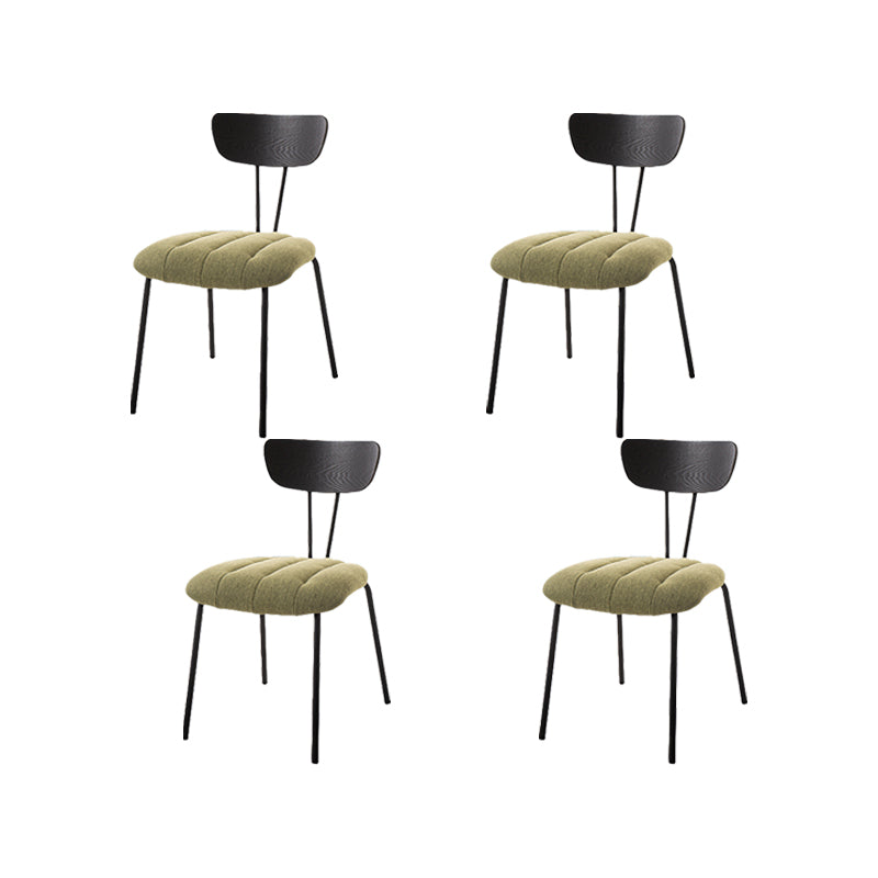 Silla lateral de estilo industrial Silla de comedor tapizada con base de metal