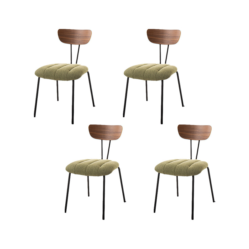 Silla lateral de estilo industrial Silla de comedor tapizada con base de metal