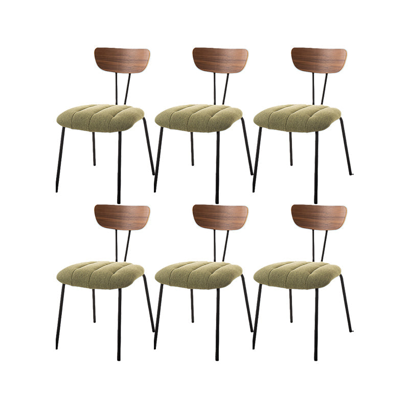 Silla lateral de estilo industrial Silla de comedor tapizada con base de metal