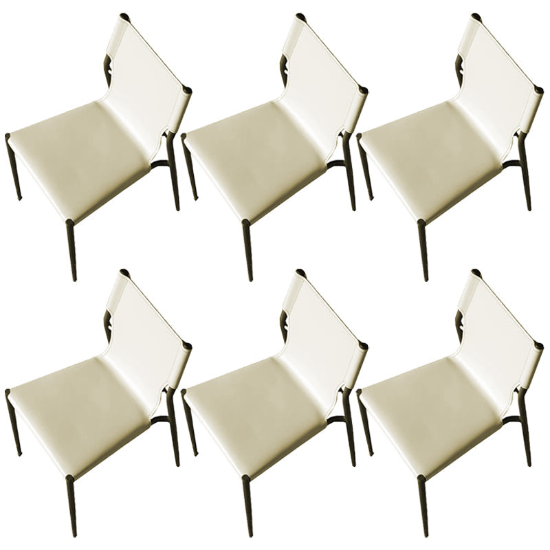 Moderne eenvoudige zijstoel kleurrijke faux lederen kant eetkamerstoel voor woonkamer