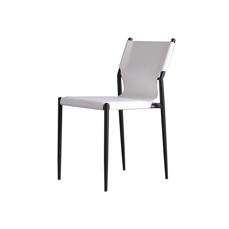 Moderne eenvoudige zijstoel kleurrijke faux lederen kant eetkamerstoel voor woonkamer