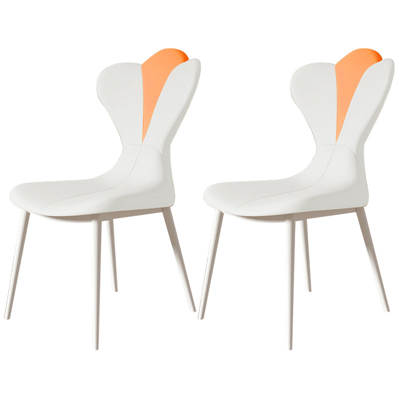 Chaise latéral simple moderne en faux cuir chaise de salle à manger sans bras avec base en métal