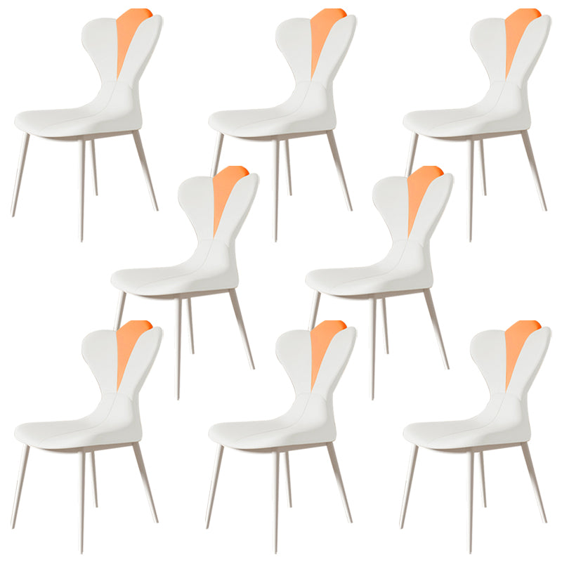 Chaise latéral simple moderne en faux cuir chaise de salle à manger sans bras avec base en métal