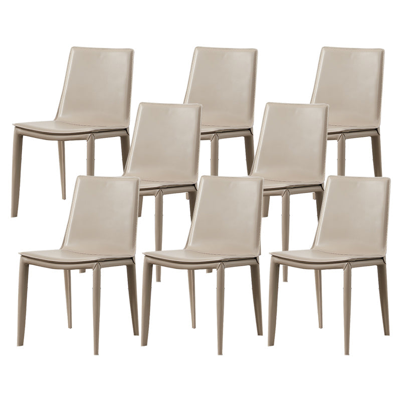 モダンなシンプルなサイドチェアフェイクレザー自宅で使用するためのカラフルなアームレスダイニングチェア