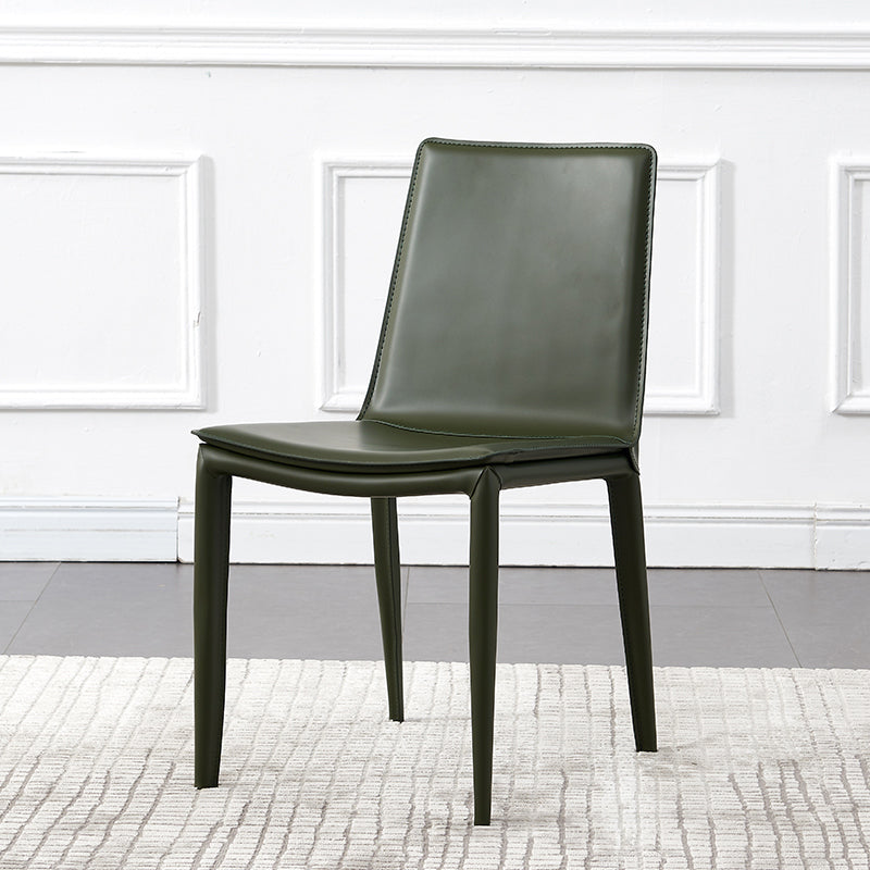 モダンなシンプルなサイドチェアフェイクレザー自宅で使用するためのカラフルなアームレスダイニングチェア