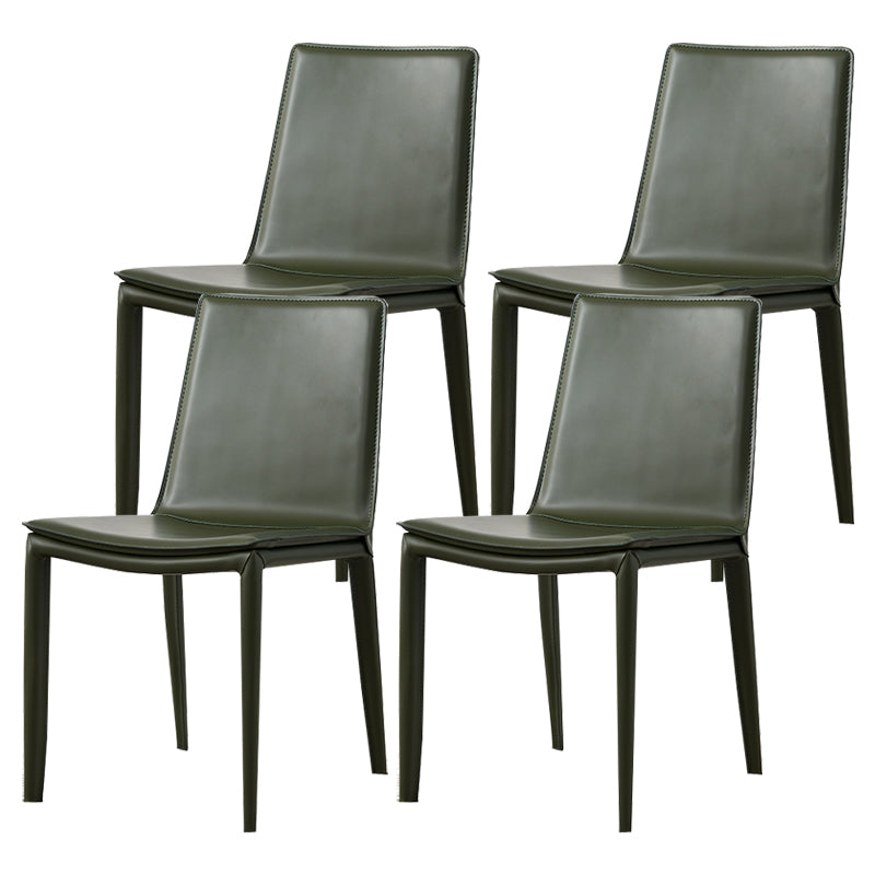 モダンなシンプルなサイドチェアフェイクレザー自宅で使用するためのカラフルなアームレスダイニングチェア