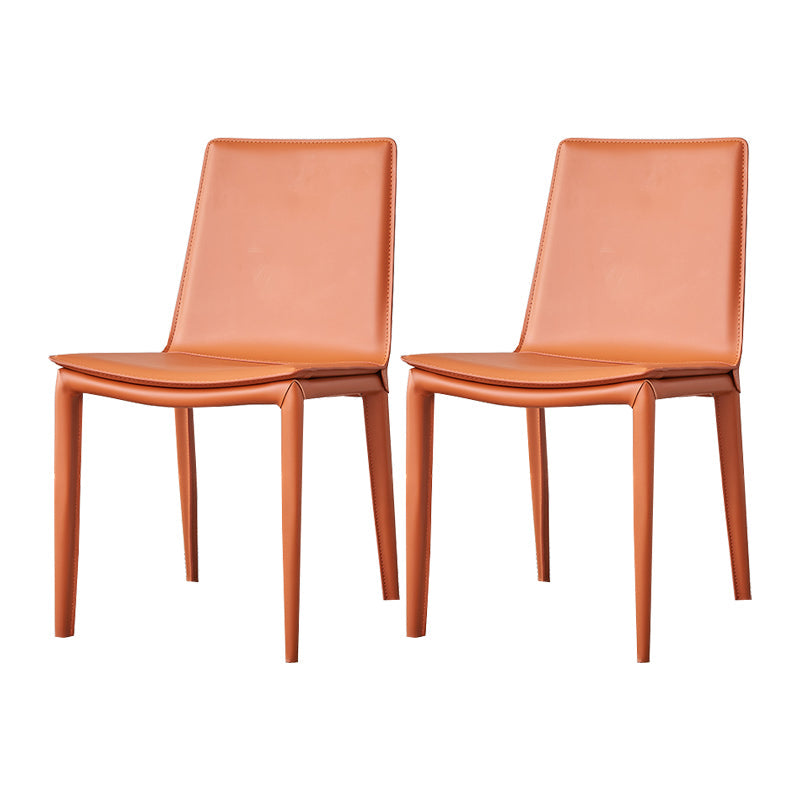 モダンなシンプルなサイドチェアフェイクレザー自宅で使用するためのカラフルなアームレスダイニングチェア