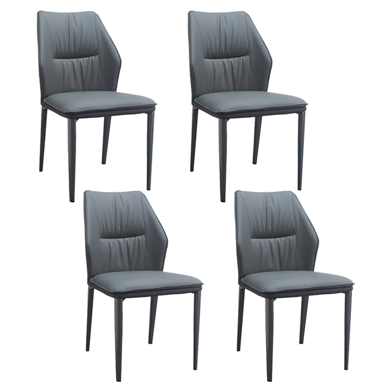 Chaise d'accélération simple moderne chaise à manger en faux cuir avec base en métal pour le salon