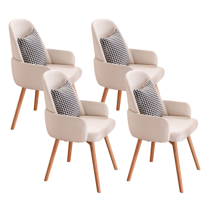 木製の脚のあるモダンなスタイルのアームチェア布張りダイニングチェア