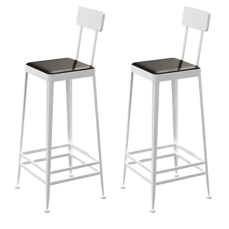 Sgabelli da bar quadrato in finta pelle in pelle con base di metallo