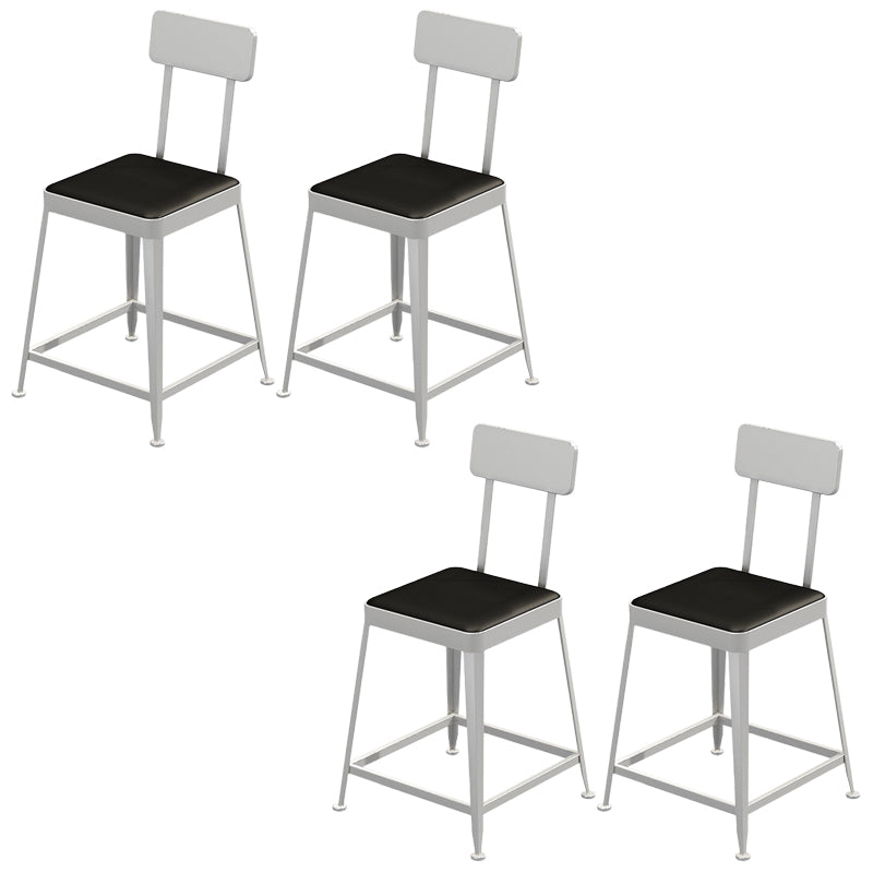 Sgabelli da bar quadrato in finta pelle in pelle con base di metallo