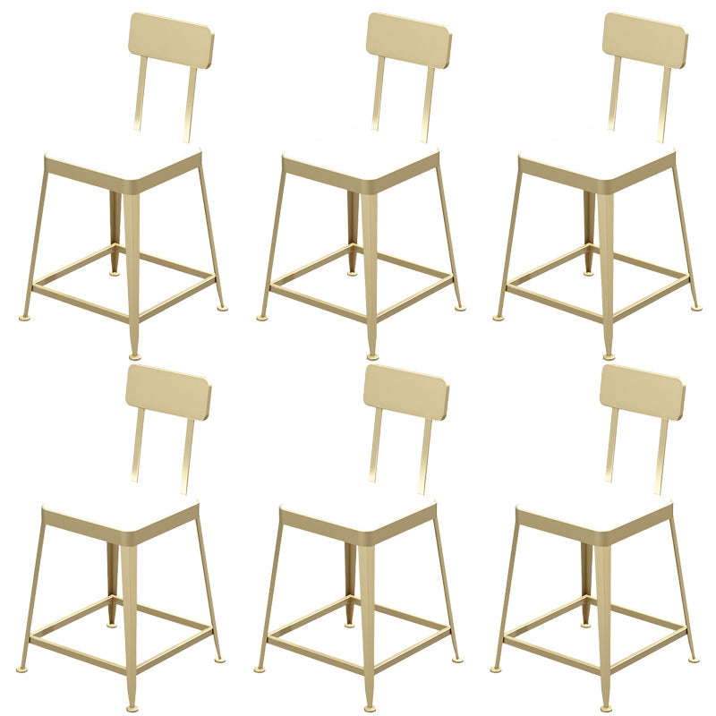 Sgabelli da bar quadrato in finta pelle in pelle con base di metallo