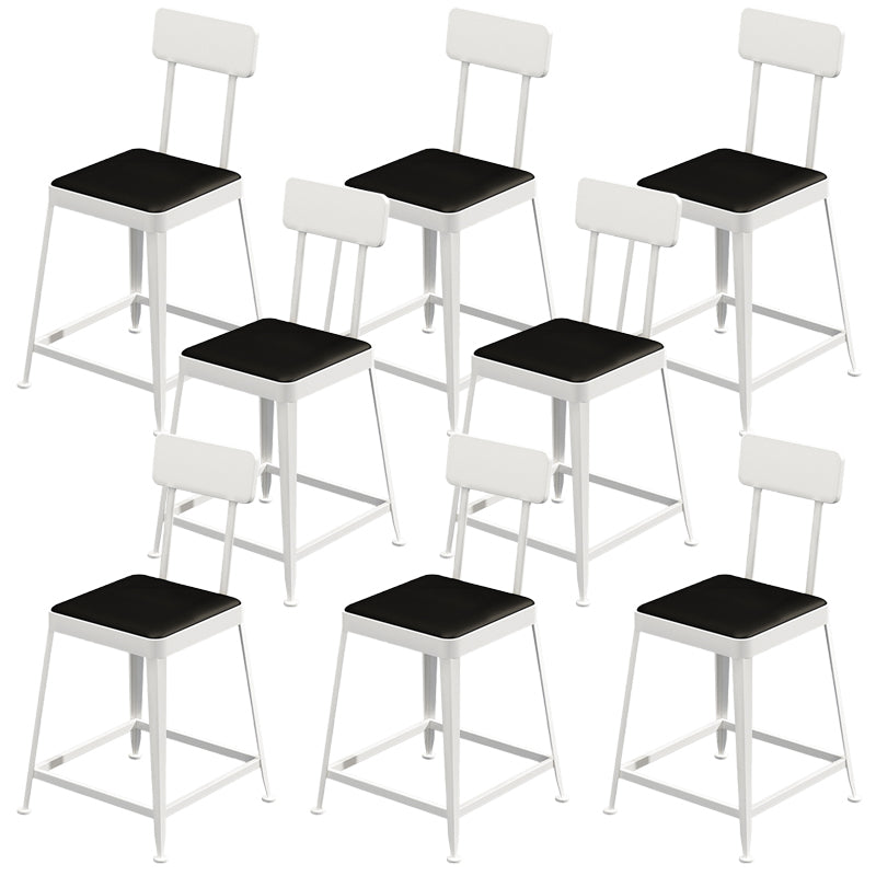 Sgabelli da bar quadrato in finta pelle in pelle con base di metallo