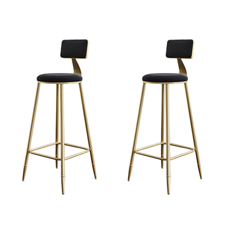 Tabourets de salle à manger rembourrés bas.