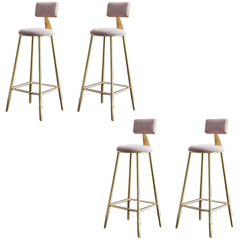 Tabourets de salle à manger rembourrés bas.