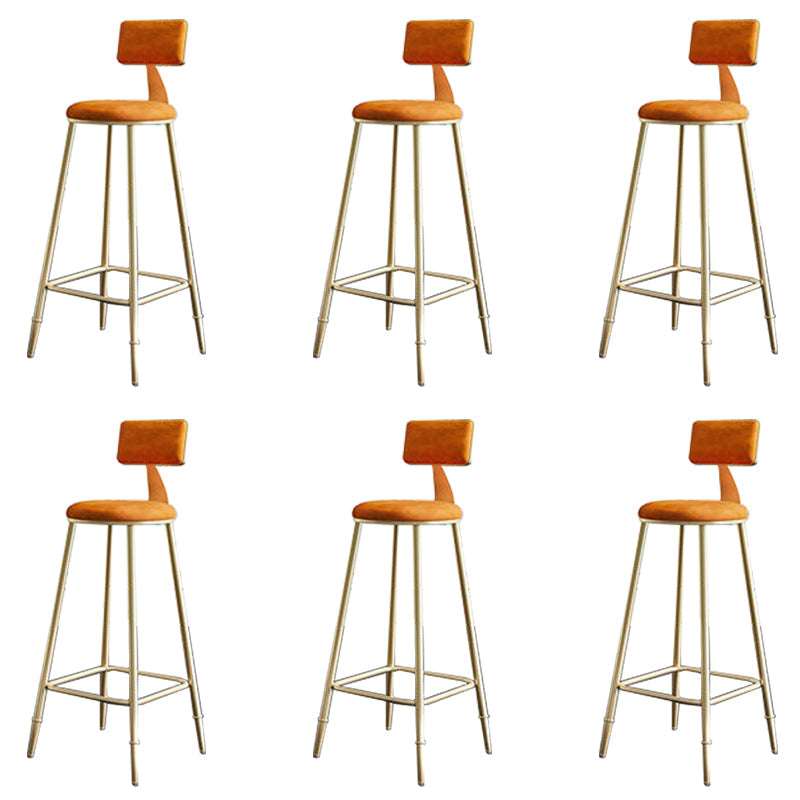 Tabourets de salle à manger rembourrés bas.