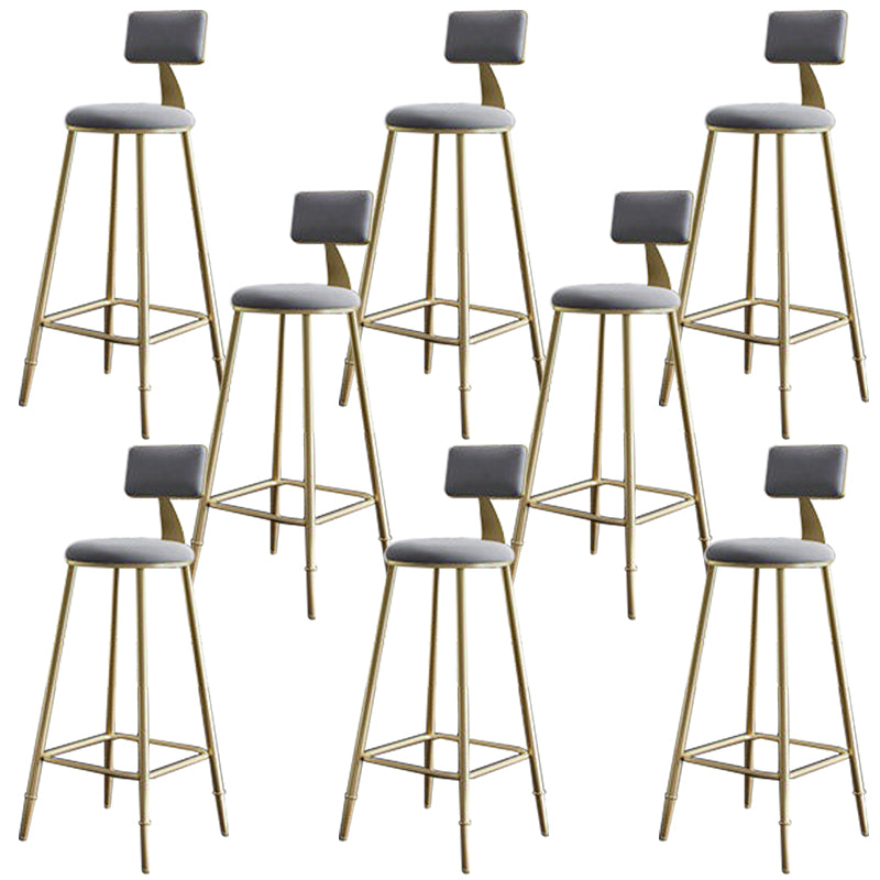 Tabourets de salle à manger rembourrés bas.