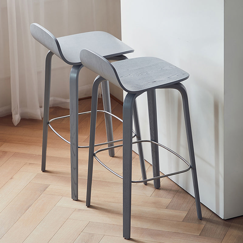 Tabouret de comptoir à dos de dossier moderne en bois tabouret de bar de café avec siège en bois et pédale