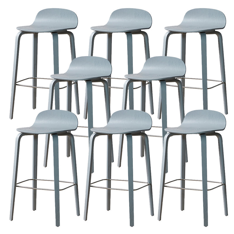 Tabouret de comptoir à dos de dossier moderne en bois tabouret de bar de café avec siège en bois et pédale