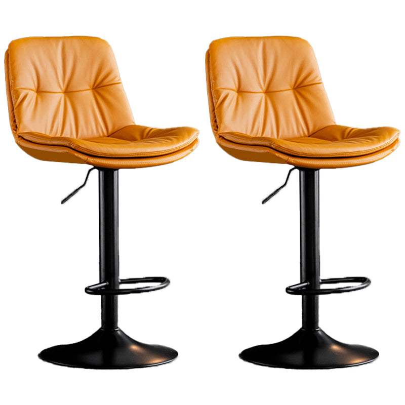 Tabouret de barre de hauteur réglable pivotant Bristol en faux cuir industriel avec repose-pieds