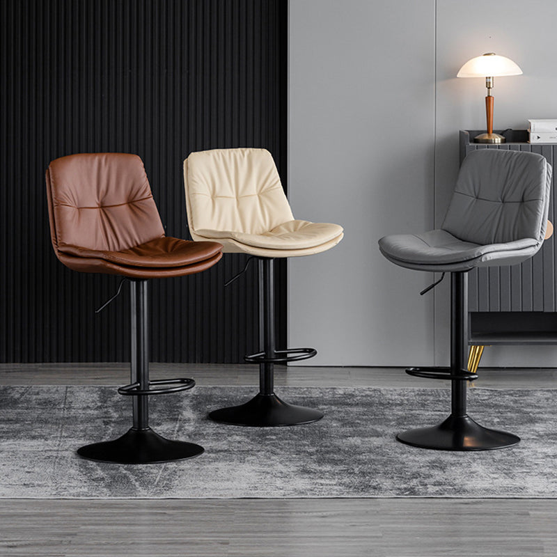 Tabouret de barre de hauteur réglable pivotant Bristol en faux cuir industriel avec repose-pieds