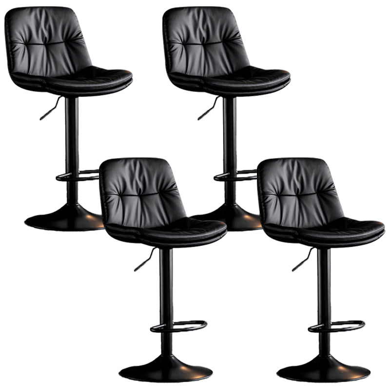 Tabouret de barre de hauteur réglable pivotant Bristol en faux cuir industriel avec repose-pieds