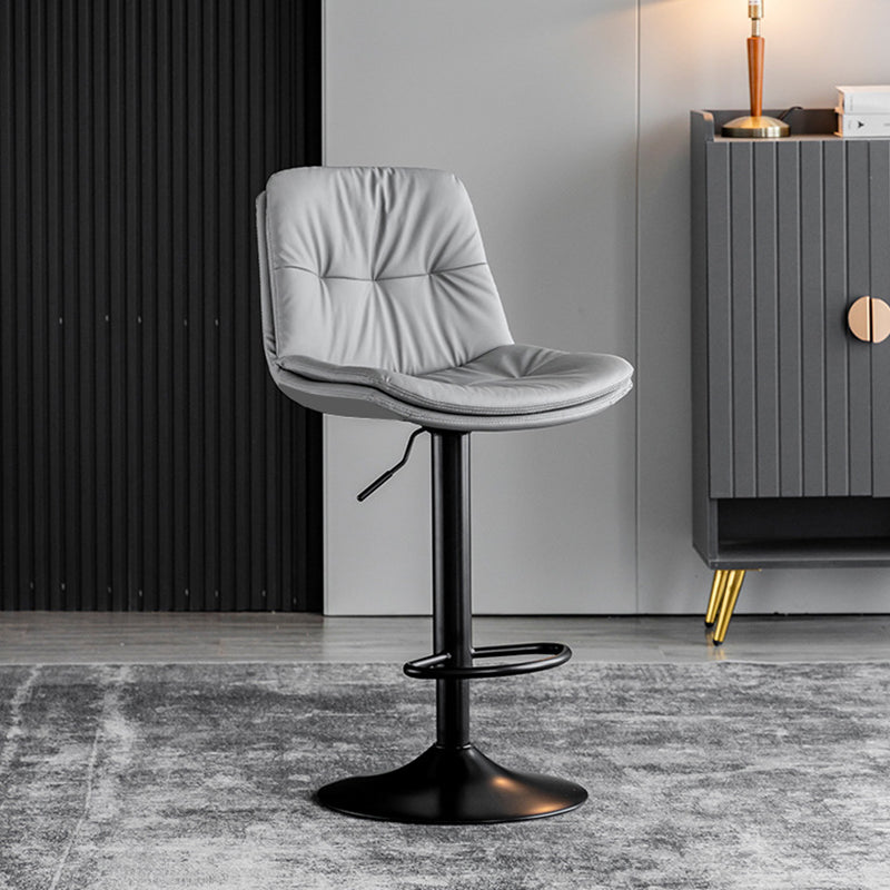 Tabouret de barre de hauteur réglable pivotant Bristol en faux cuir industriel avec repose-pieds