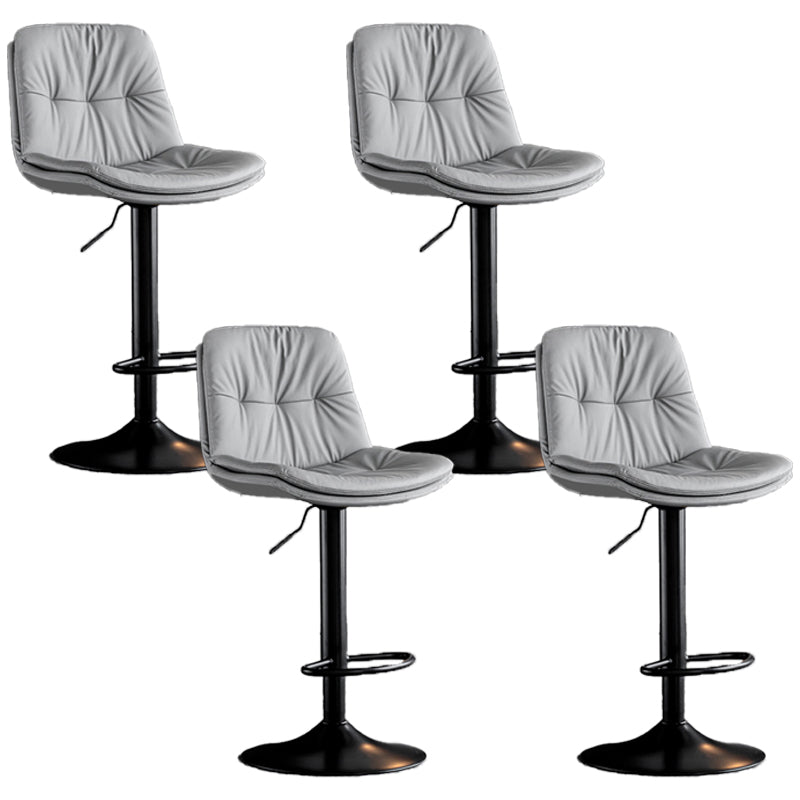 Tabouret de barre de hauteur réglable pivotant Bristol en faux cuir industriel avec repose-pieds