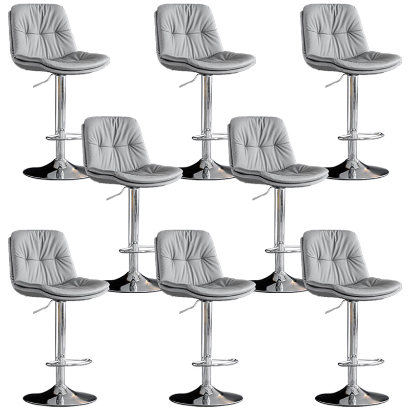 Tabouret de barre de hauteur réglable pivotant Bristol en faux cuir industriel avec repose-pieds