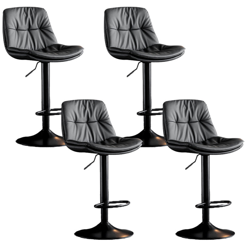 Tabouret de barre de hauteur réglable pivotant Bristol en faux cuir industriel avec repose-pieds