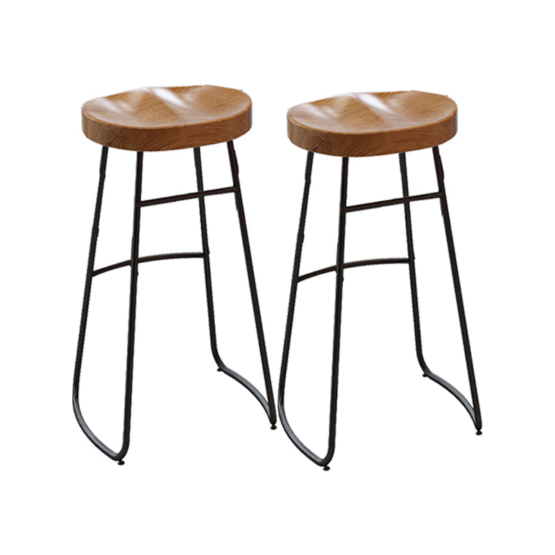 Armless Dining Stool Contemporary Bar Stool with Black Metal Base 2 Piece Set Non-Upholstered Saddle Clearhalo 'Bar Furniture' 'Bar Stools' 'bar_stools' 'furn' 'furn_bar_stools' 'Furniture' 'Kitchen & Dining Furniture' 7016441