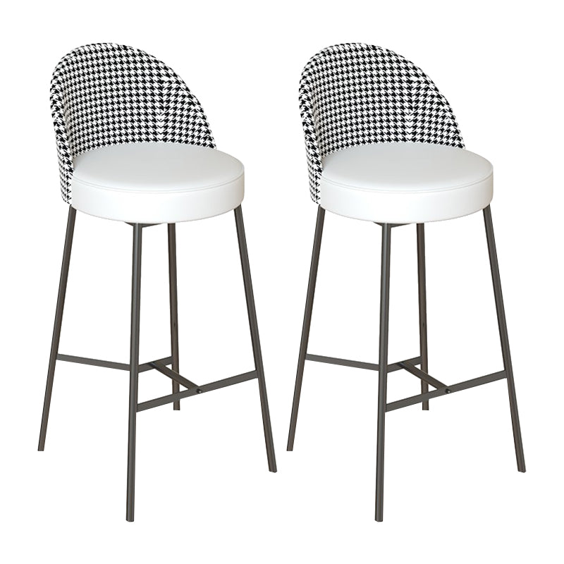 Sgabello da bar in vena in vetro in vena in metallo industriale con gambe nere