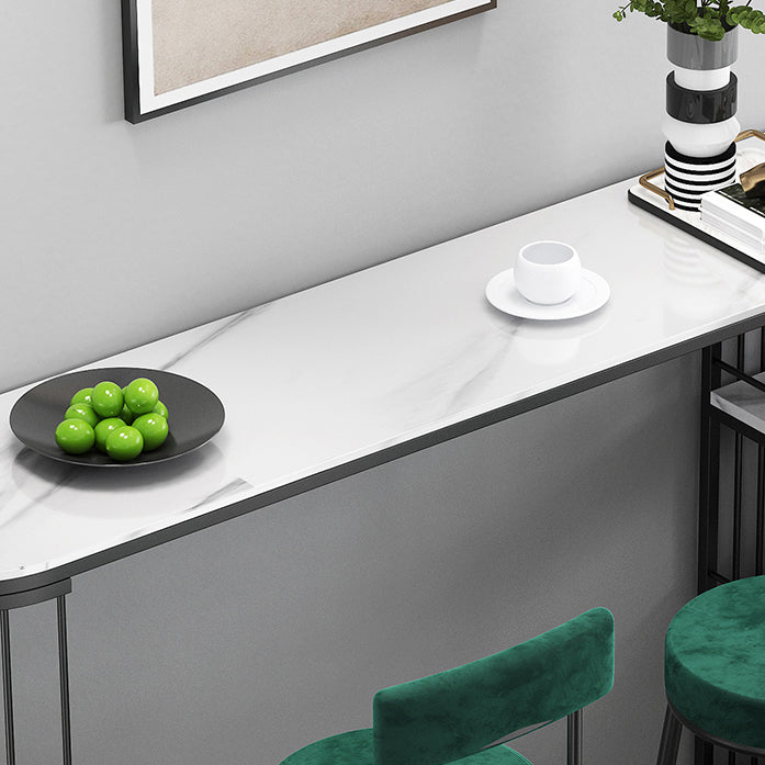 Moderner Bartisch aus Metall und Stein, Freiform-Bartisch mit Aufbewahrungsbasis