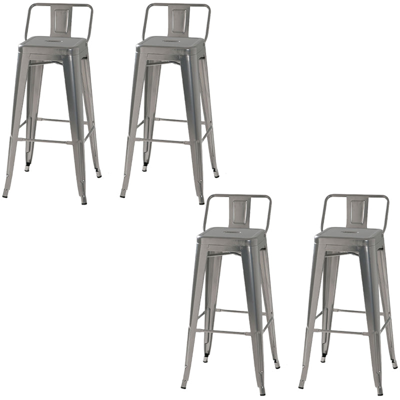 Sgabelli da pranzo quadrati moderni in metallo sgabelli senza braccia con poggiapiedi