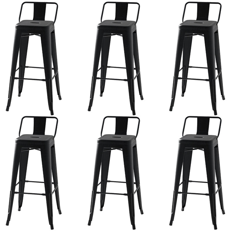 Sgabelli da pranzo quadrati moderni in metallo sgabelli senza braccia con poggiapiedi