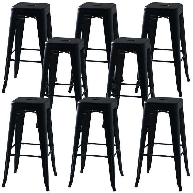 Sgabelli da pranzo quadrati moderni in metallo sgabelli senza braccia con poggiapiedi