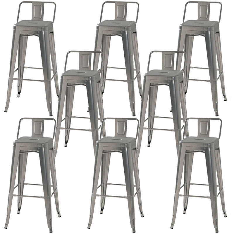 Sgabelli da pranzo quadrati moderni in metallo sgabelli senza braccia con poggiapiedi