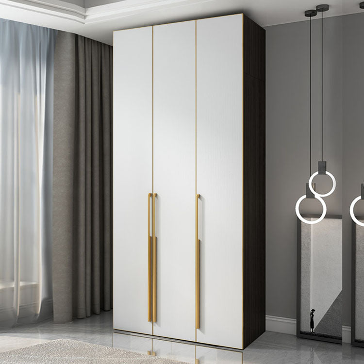 Armadio tradizionale armadio del guardaroba in legno per camera da letto