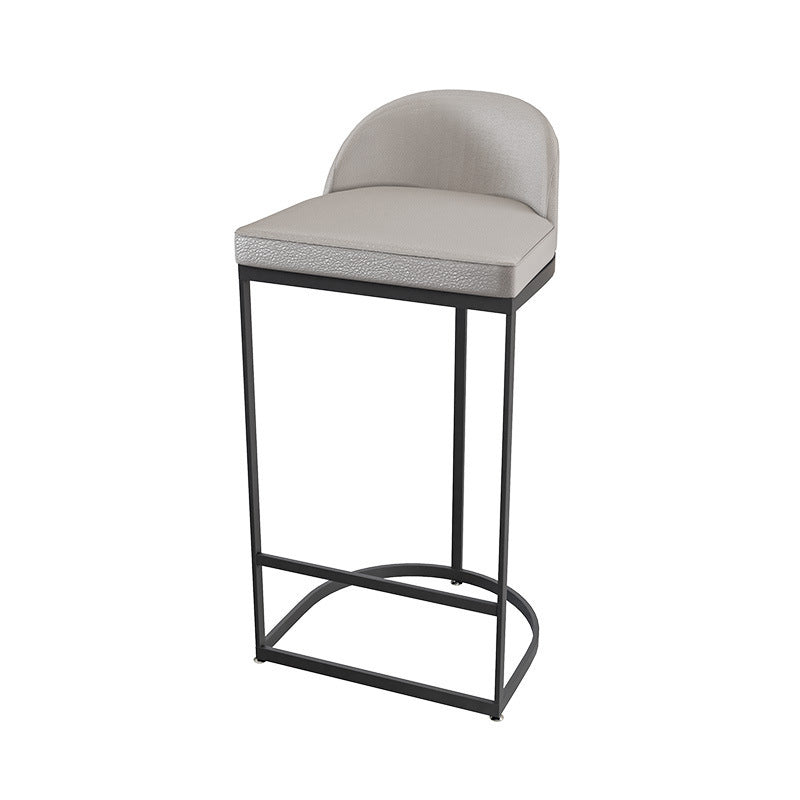1/5-teiliges Tisch- und Hocker-Set. Zeitgenössisches ovales Kneipentisch-Set