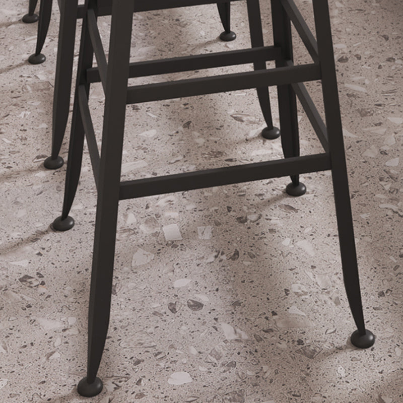 Black Contemporary Counter Height Stools Low Back Bar Stools Clearhalo 'Bar Furniture' 'Bar Stools' 'bar_stools' 'furn' 'furn_bar_stools' 'Furniture' 'Kitchen & Dining Furniture' 7030307