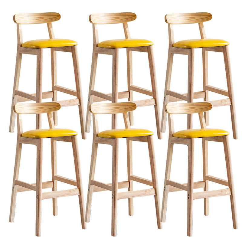 Pie de contraataque industrial Taburete de Counterless Café de madera con pedal y cojín