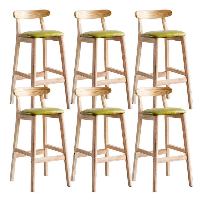 Pie de contraataque industrial Taburete de Counterless Café de madera con pedal y cojín