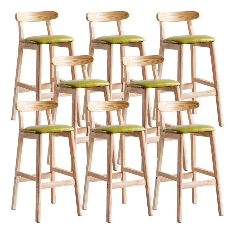 Pie de contraataque industrial Taburete de Counterless Café de madera con pedal y cojín